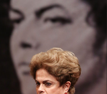 Brasil: Dilma passará pelo impeachment com dignidade, defendem analistas