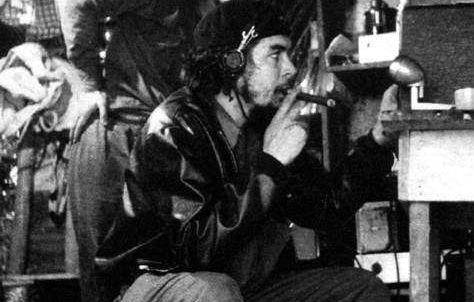Conozca la radio clandestina creada por el Che y Fidel en la guerrilla
