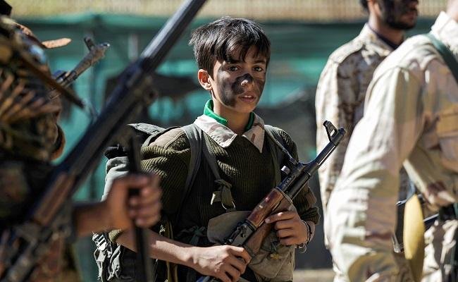 Iran-backed Houthi militia recruited more than 900 children in 2017