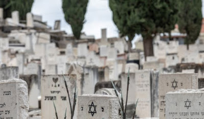 Underground economy: Israel’s burial societies exploit Diaspora Jews